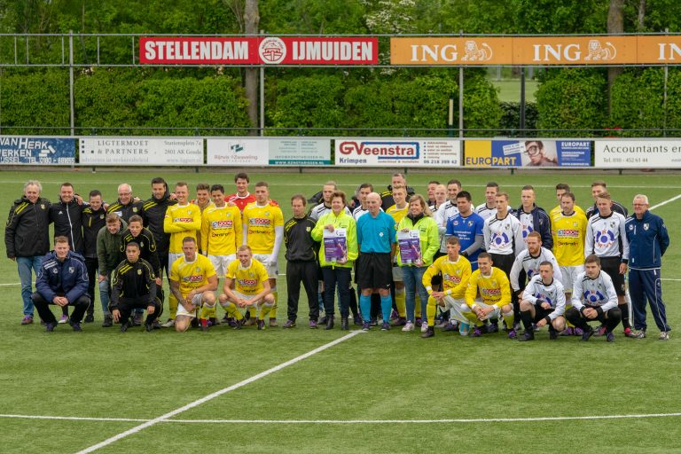 ‘Messi’-doelpunt van Brouwer hoogtepunt van oefenwedstrijd