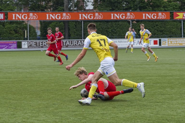 VV Spirit wint eerste wedstrijd na coronastop makkelijk