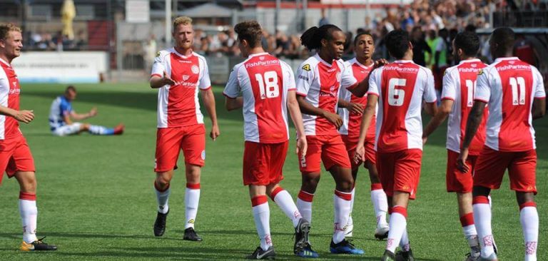 AFC en IJsselmeervogels hervatten competitie met kraker