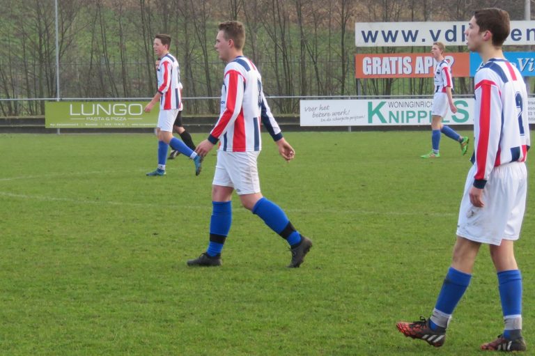 R.W.B. gaat er met 7 tegen 7 toernooien mooie voetbalzomer van maken