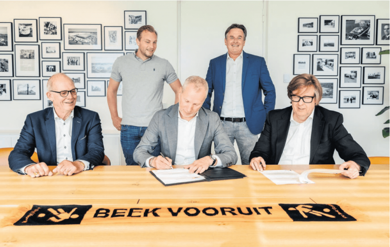 Aartsen kersverse hoofdsponsor Beek Vooruit