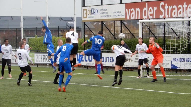 S.V. Capelle haalt uit bij koploper Sleeuwijk: 1-7