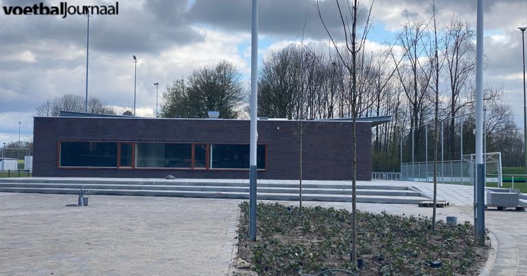 De nieuwe kantine van RFC met Arthur Maas en Cynthia Versluis