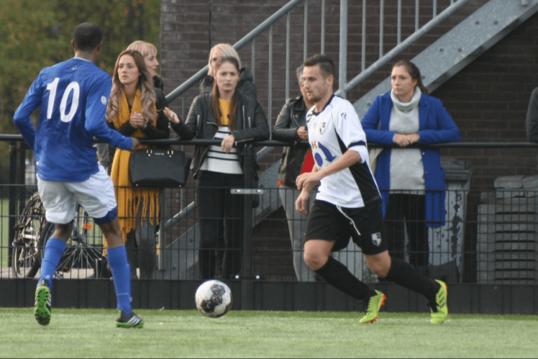 Lekkerkerk verliest bij koploper Charlois
