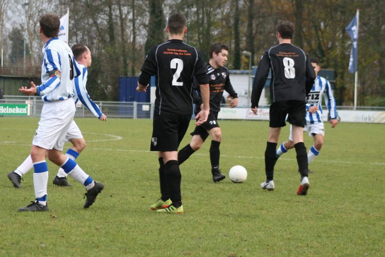 Lekkerkerk wint derby verdiend in Schoonhoven