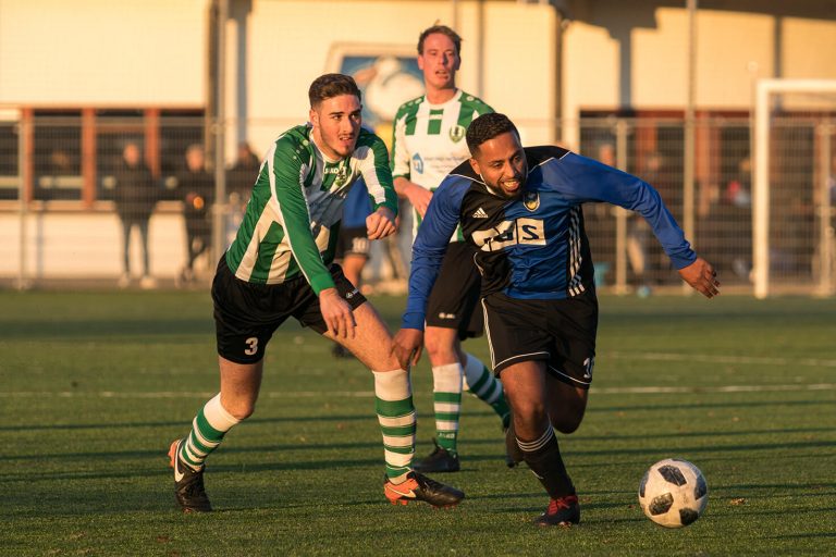 Pelikaan 1 pakt eerste periodetitel