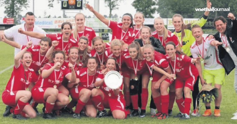 Peursum en trainers Dames 1 uit elkaar