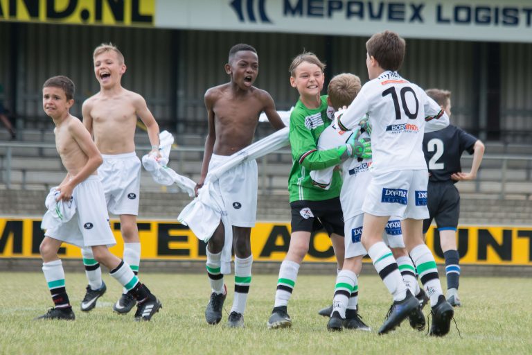 RKSV HALSTEREN ORGANISEERT INTERNATIONAAL O10 JEUGDTOERNOOI