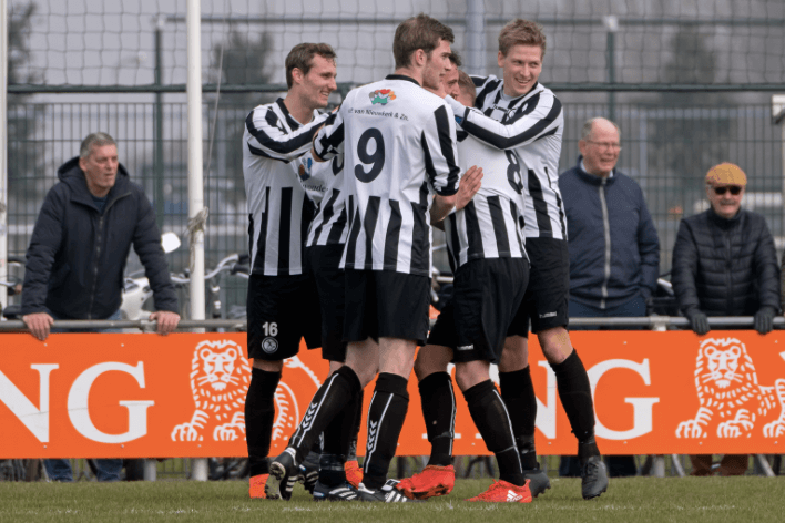 SJC wint ook van RKHVV