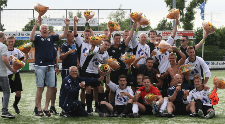 Lekkerkerk blijft 3e klasser na winst op Bergambacht