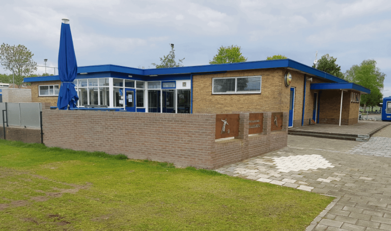 Sportcomplex van VV Raamsdonk is aan een flinke opknapbeurt toe