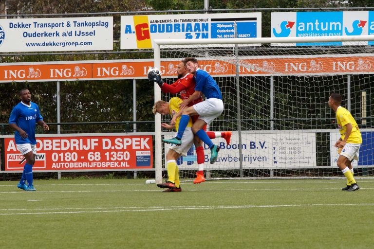 Spirit opent seizoen met vriendschappelijke winst op CWO: 2-0