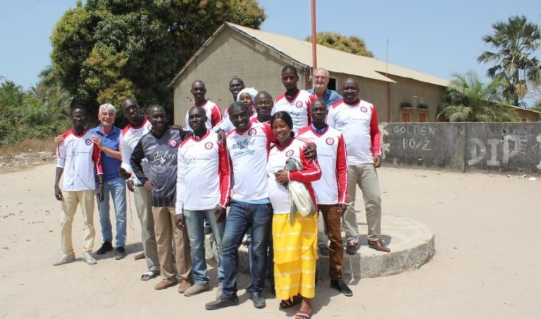 Voetbalshirts van VV Brielle in Senegal