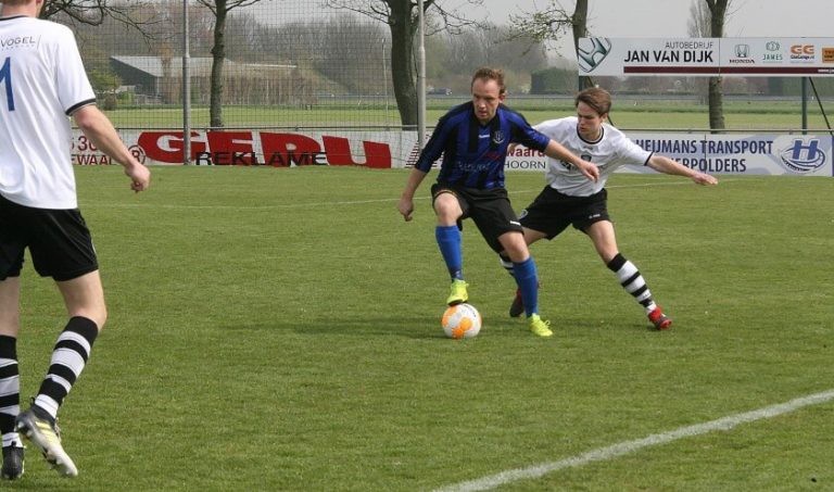 Vierpolders wel en niet naast De Jonge Spartaan