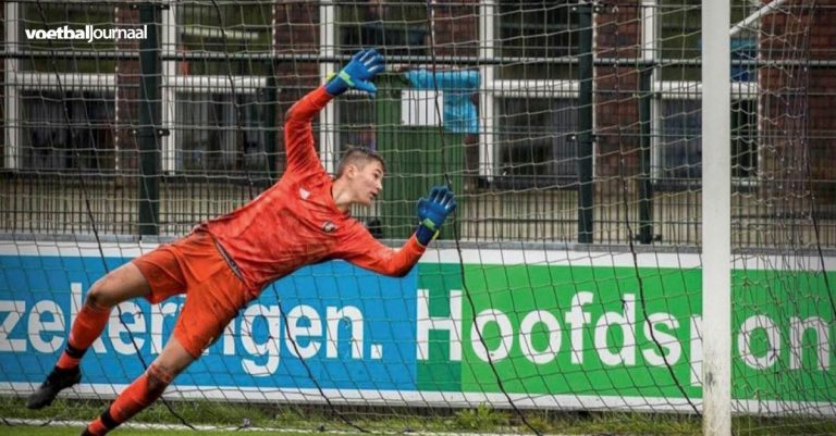 Onder de lat met Jaron Mol van ZVV Pelikaan
