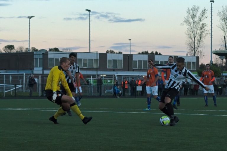 SJC strijdend ten onder