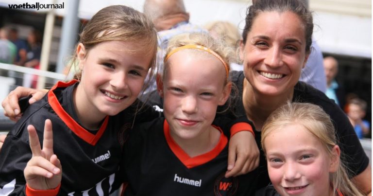 Voorzichtig groeit meidenvoetbal bij WSC verder