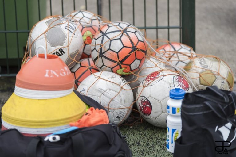 Vrouwen RVVH winnen oefenwedstrijd van Wuustwezel