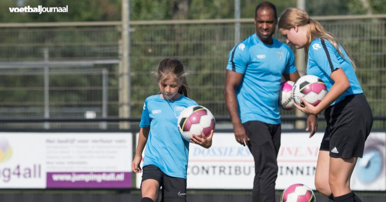 Vrouwen Voetbal Academie Rijnmond gaat door in het najaar