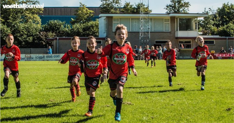 Clinics freestylevoetbal bij VV Papendrecht-Voetbaldagen