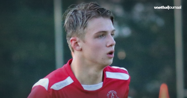 FC Right-Oh aanvaller Daniek Maas geniet van doorbraak