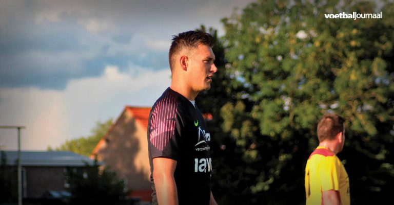 Doelman Joan van Belzen gestopt bij Arnemuiden