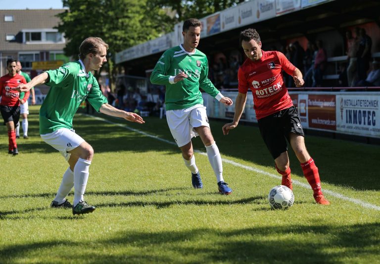 V.v. Groote Lindt kansloos in Kinderdijk