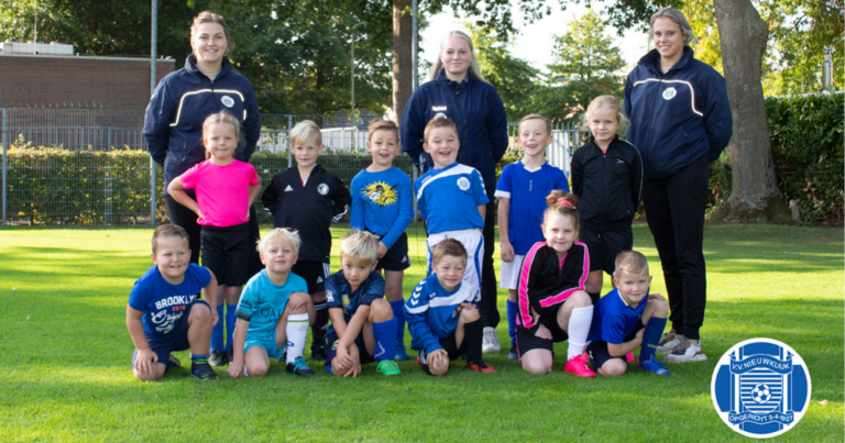 Voetbalschool VV Nieuwkuijk, visitekaartje van de club          