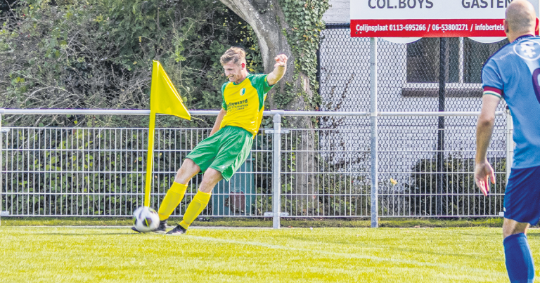 Thijs Nuijens grijpt zijn kans als middenvelder bij Colijnsplaatse Boys