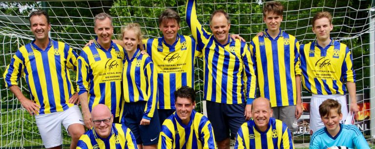 30 mei Familievoetbal
