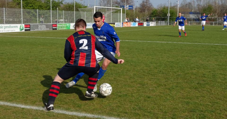 Victoria’04-PPSC     uitslag 1-2 (ruststand 1-2).