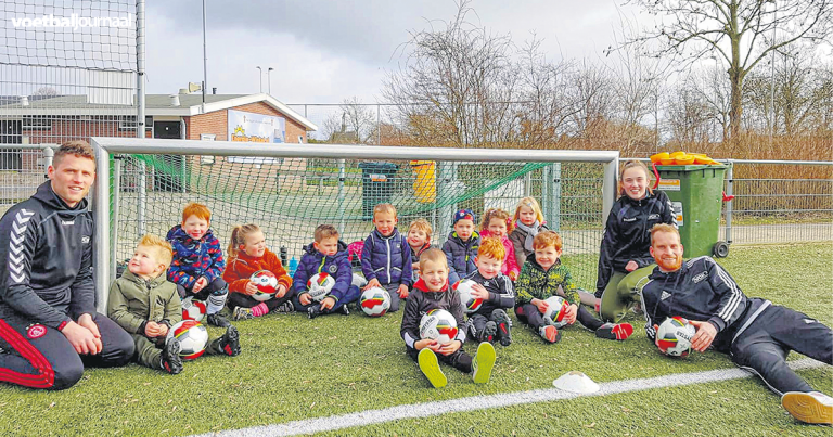 Het geven van jeugdtraining bij VCK zorgt voor extra energie bij Henk Kesteloo
