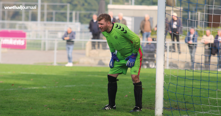 Karsten de Graaf debuterend bij het eerste van Madese Boys op zijn verjaardag