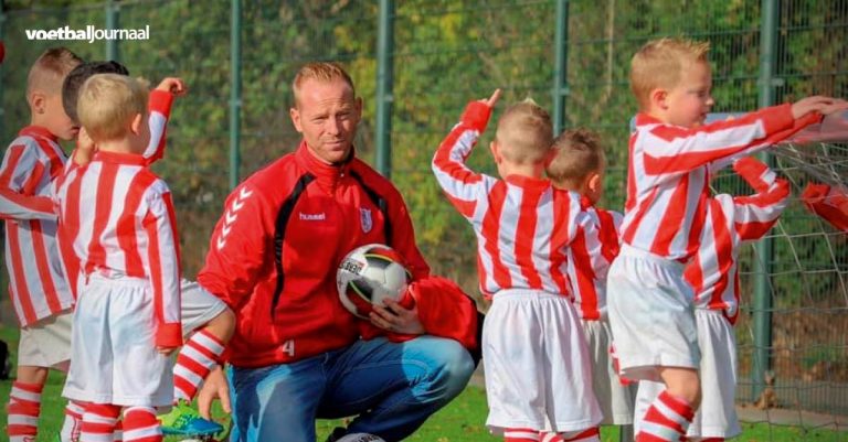 Martijn Bok is speler, trainer en commissielid bij SVW