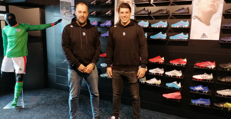 11teamsports de voetbalspecialist uit Wateringen