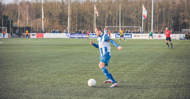 Bakx wil carrière als voetballer mooi afsluiten bij Hoek