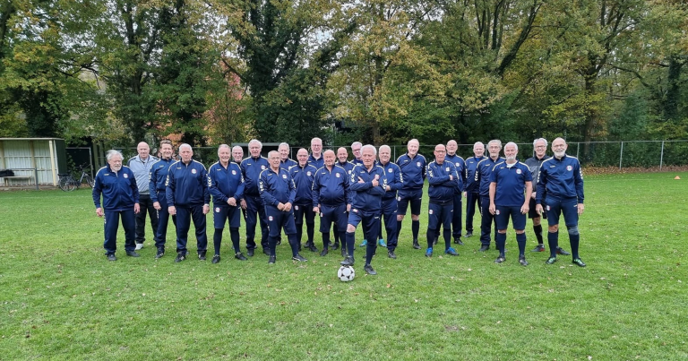 Walking Football Uno Animo “In de kleedkamer lijken we af en toe net pupillekes”