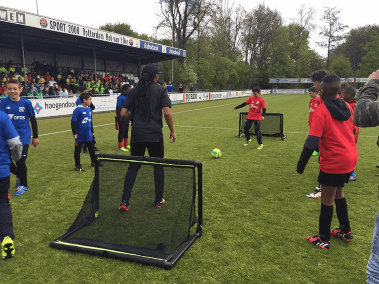 DFDS jeugd voetbal clinic vv Zwaluwen Vlaardingen 2018