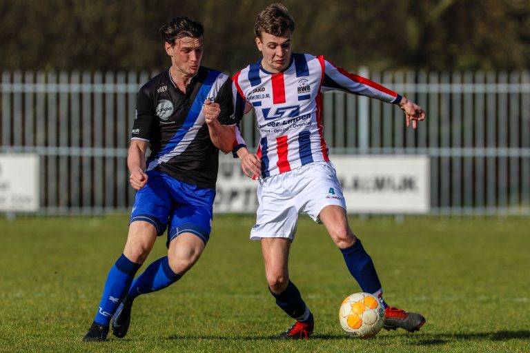 R.W.B. speelt na 10 minuten al een kansloze wedstrijd