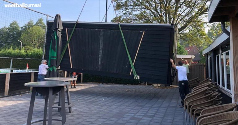 VV Abbenbroek plaatst buiten bar en legt nieuw terras aan