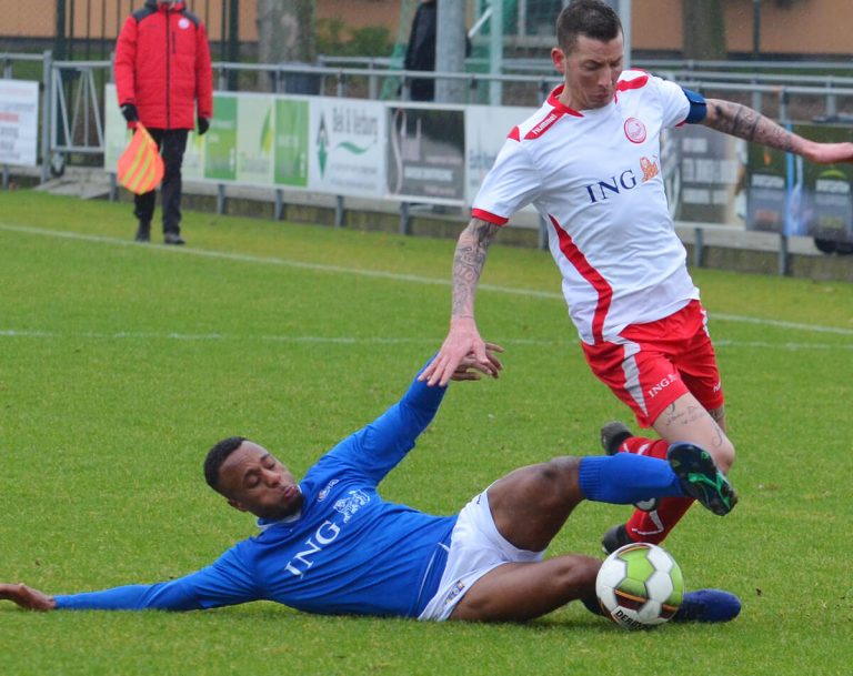 CWO en Hellevoetsluis spelen gelijk