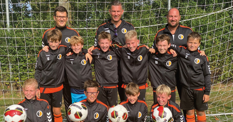 Pascal Klok en John Stravers trainers van de JO12 van Rockanje