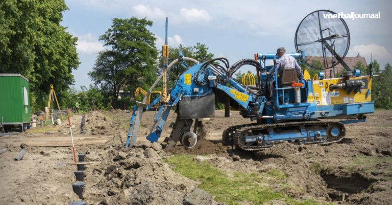 Aanleg derde kunstgrasveld is begonnen bij vv Spirit