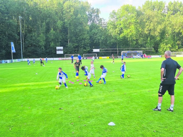 Selectie leert jonge jeugd de fijne kneepjes