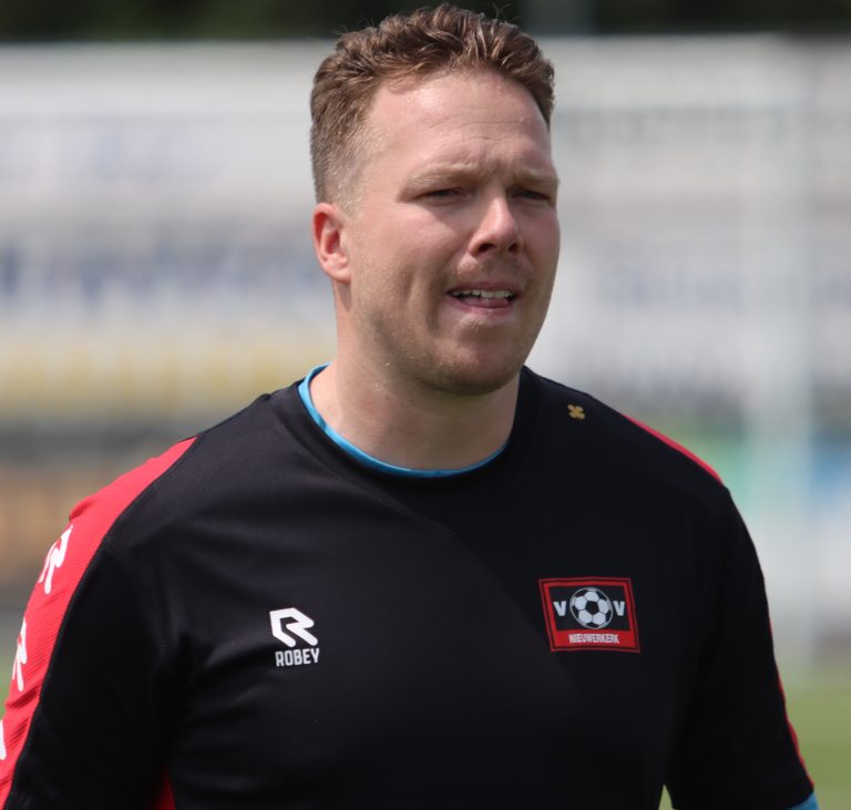 Kevin de Geus: Van wilde haren naar vaderlijk rustpunt onder de lat