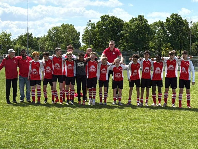 GVV JO14 kampioen: ‘Van level 0 naar level 100’