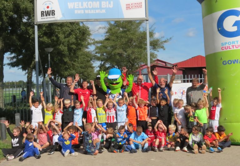 R.W.B. Kanjers openen voetbalseizoen met GO Waalwijk Kanjerfestijn.