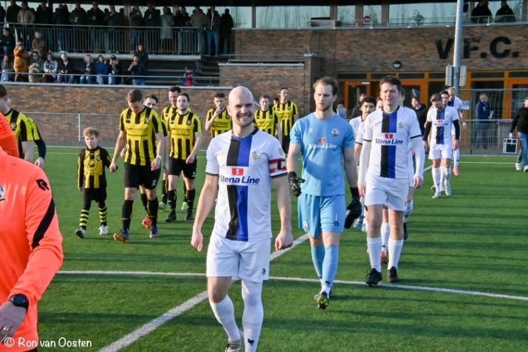HVC’10 start competitie in Vlaardingen tegen VFC