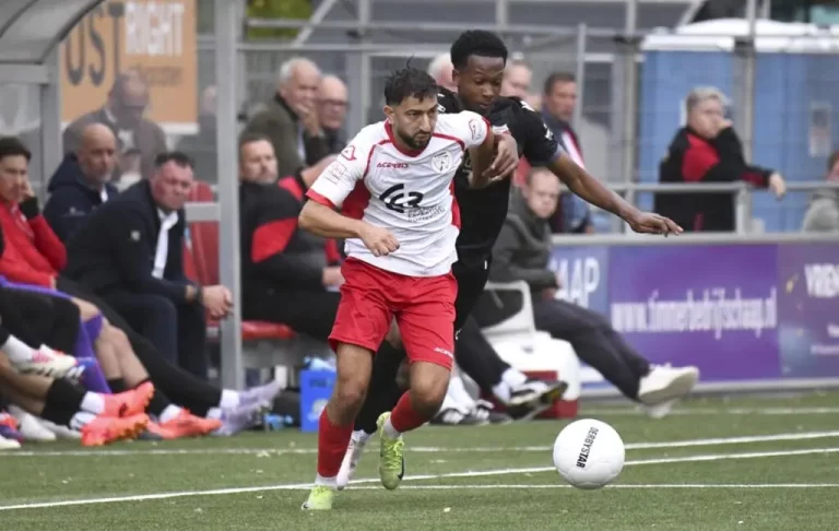 Barendrecht verliest van Kozakken Boys na late tegentreffer