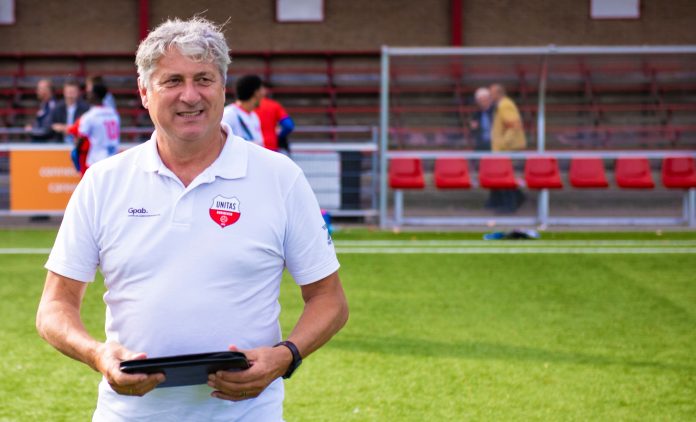 07_Unitas_Ruud Brood_Foto Theo Bos